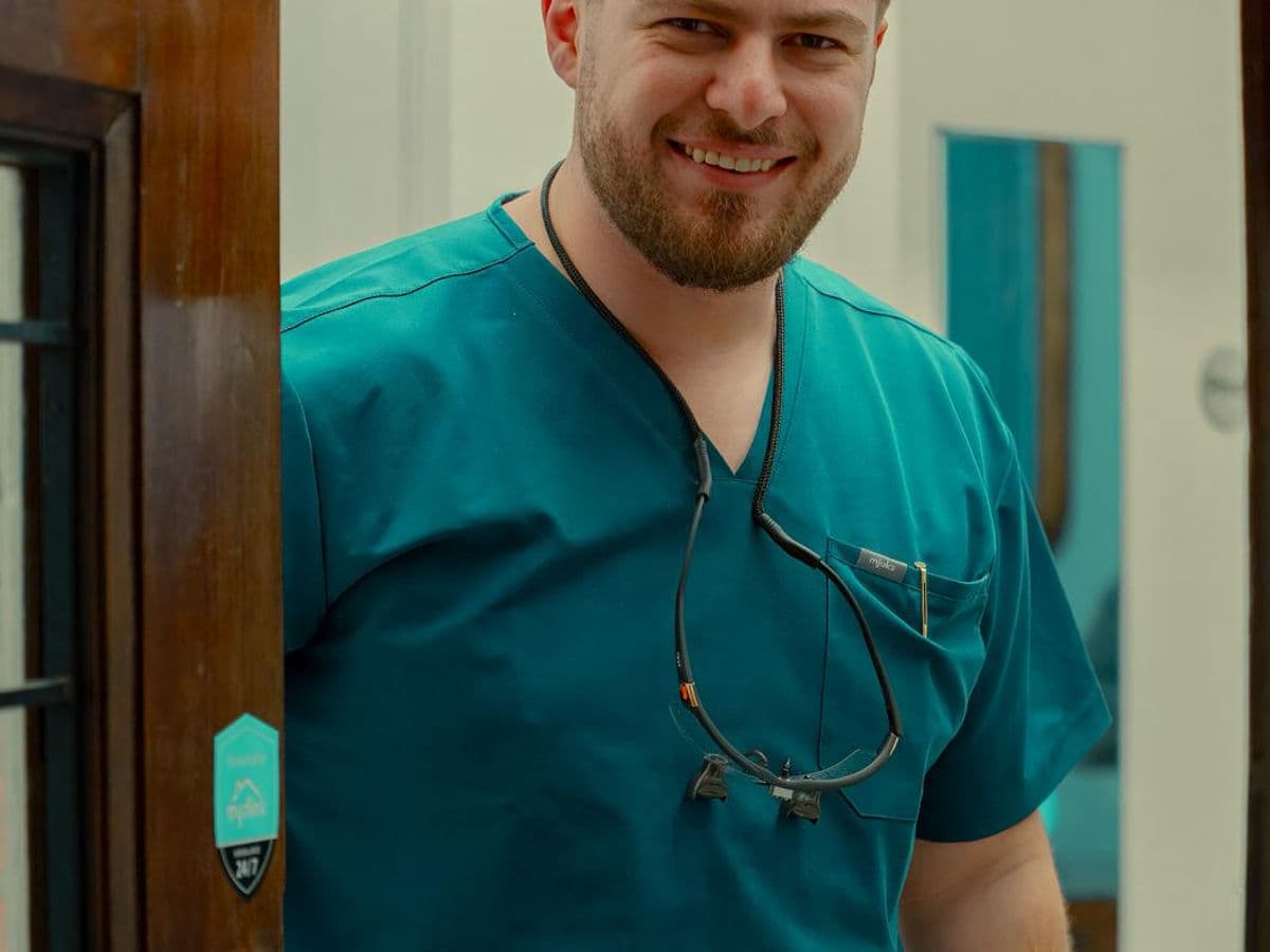Team der Zahnarztpraxis Dr. Bytyqi